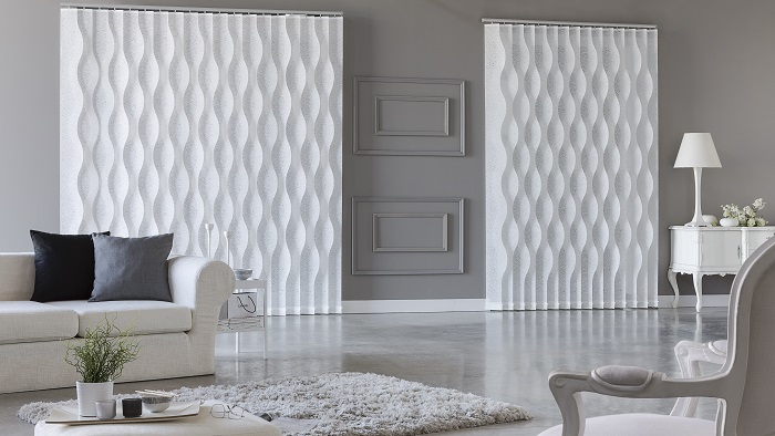 Ideas para usar cortinas y estores verticales en cualquier estancia